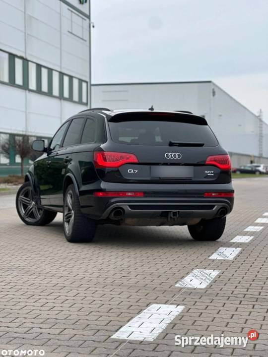 Audi Q7 Audi Q7 2015 SLine 30 benzyna 333 Rok produkcji 2015 mazowieckie