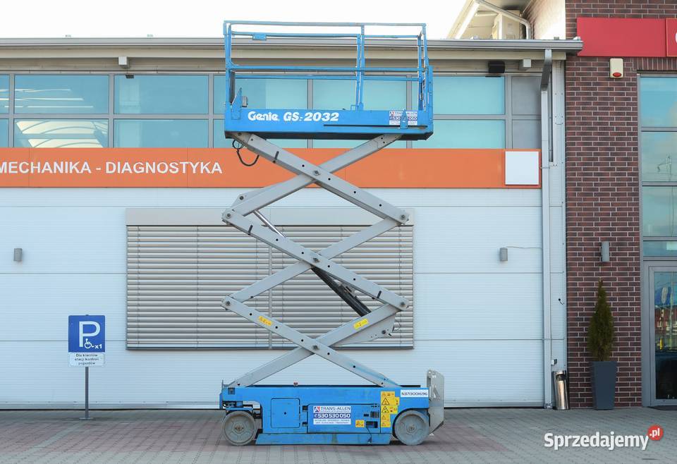 Podnośnik nożycowy GENIE GS 2032 213 Rok produkcji 2007 Jasło