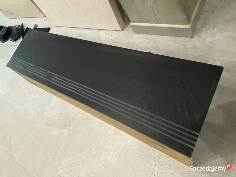 gres schody zestaw czarne podstopnice 30x120