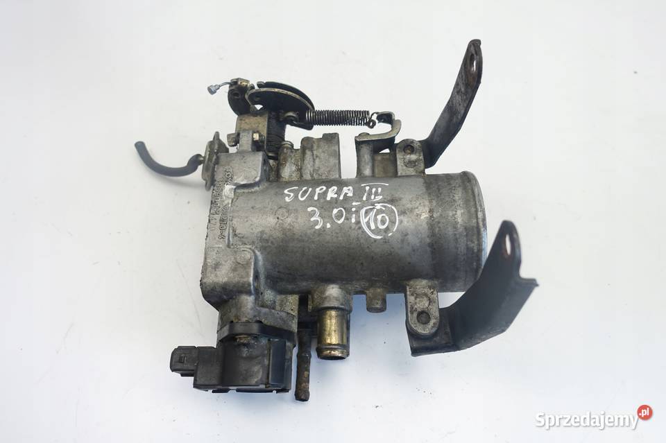 Toyota Supra III 30 i PRZEPUSTNICA POWIETRZA Motoryzacja