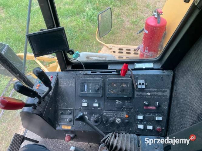 Kombajn zbożowy Holland TX 32