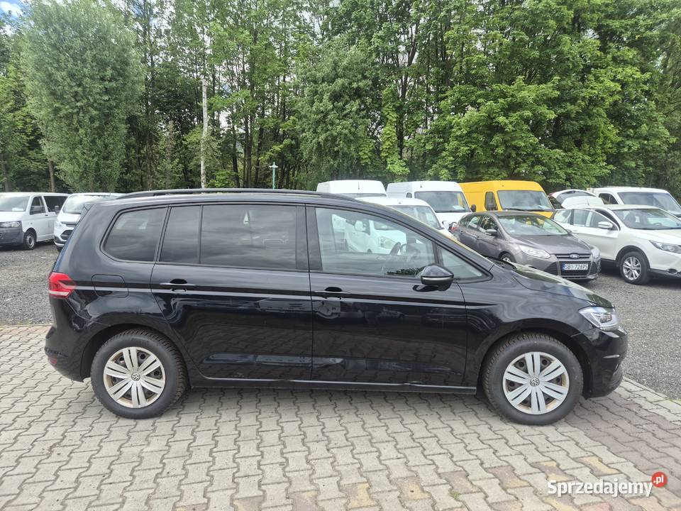2019 Volkswagen Touran 7 osób FULL LEDy 16 TDI sprzedam