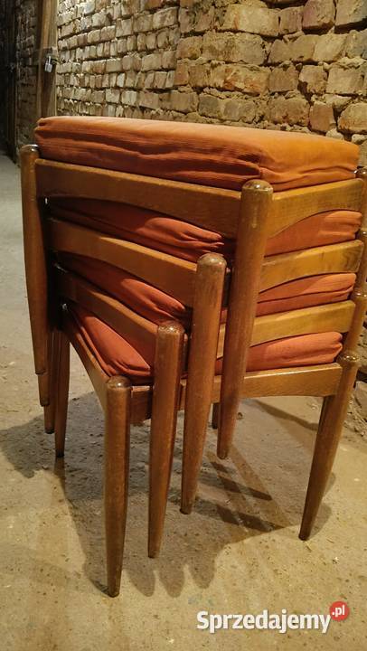 Taborety 4 sztuki Edmund Homa PRL Stołki i taborety