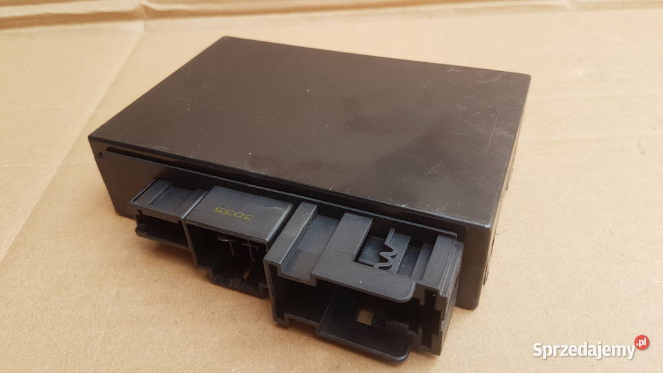 BMW 218d seria 2 F45 Active Tourer moduł wyposażenie elektryczne