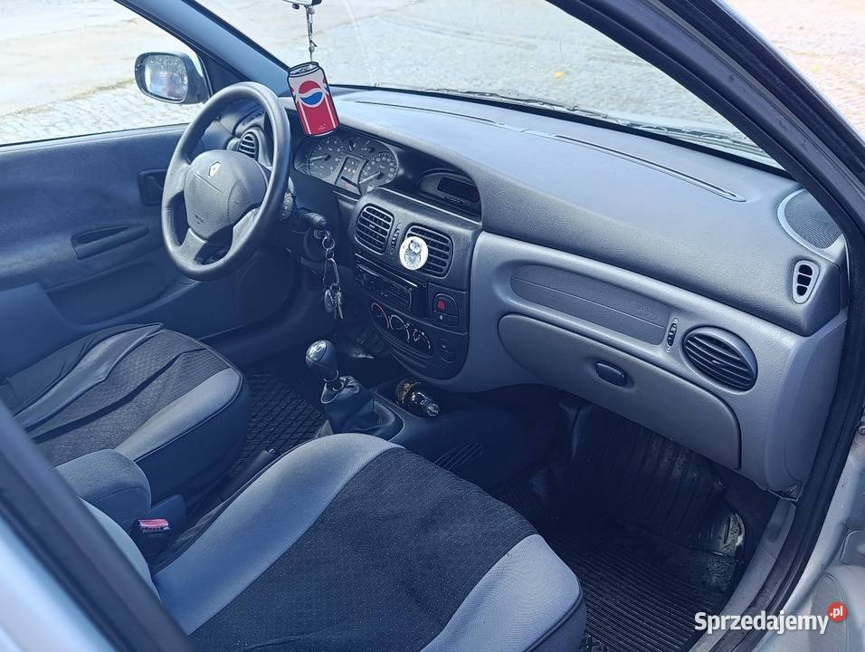 Megane z LPG 30 100 Śrem