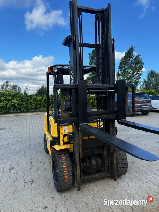 wózek widłowy HYUNDAI 30D7E diesel Kubota 3000