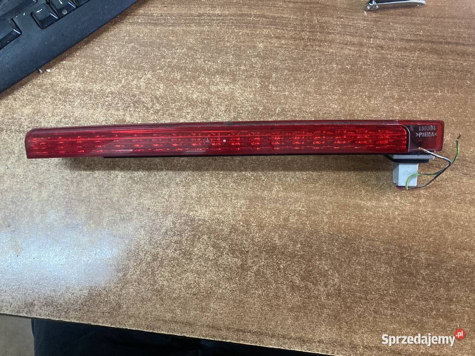 SWIATLO STOP KLAPY TYLNE MERCEDES E W211 KOMBI wielkopolskie
