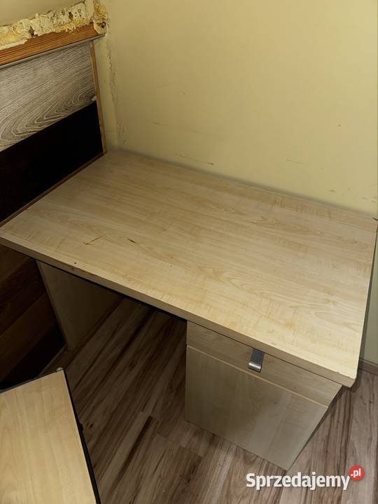 Biurko z krzesłem Zawada