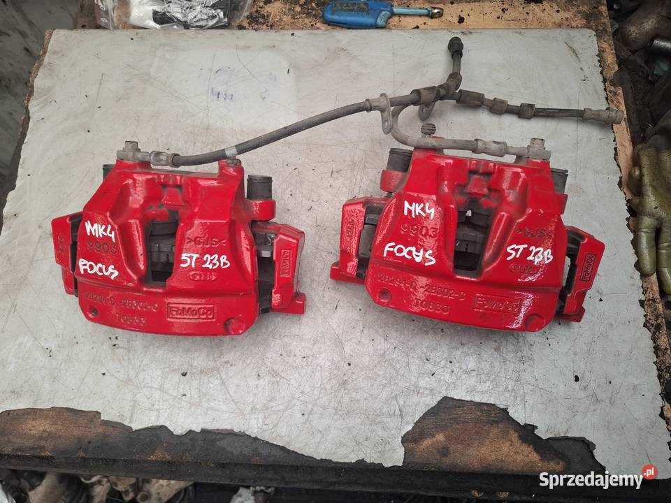 FORD FOCUS MK4 ST 23 zacisk jarzmo przód prawe Kielce