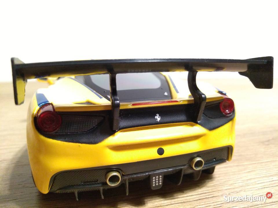 Ferrari 488 Challange Bburago 124