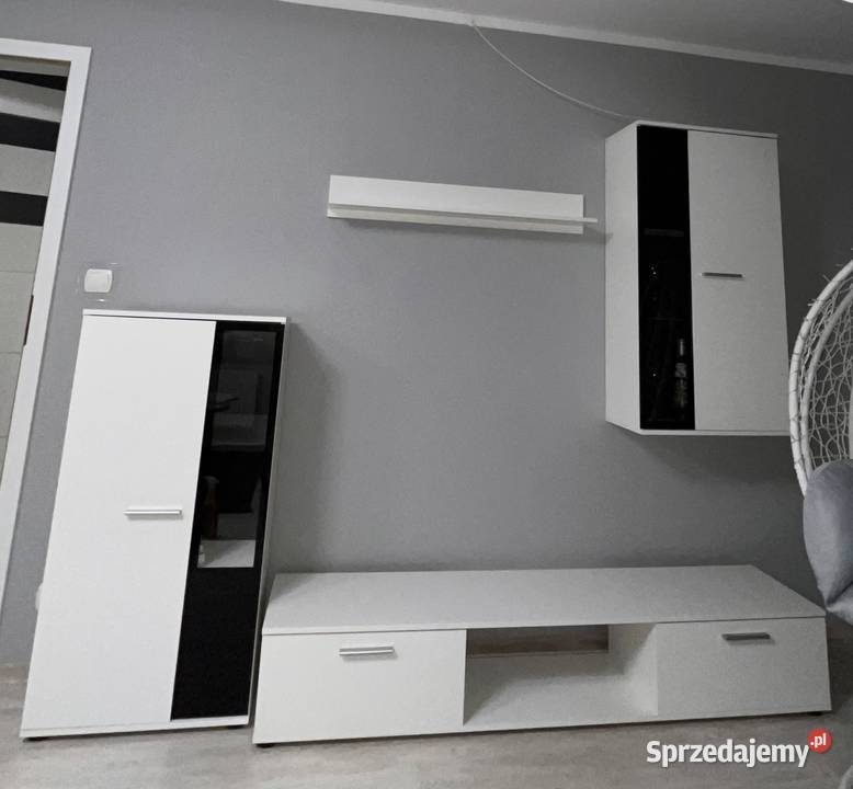 Zestaw mebli 2 witryny szafka pod AGD półka pomorskie Sierakowice
