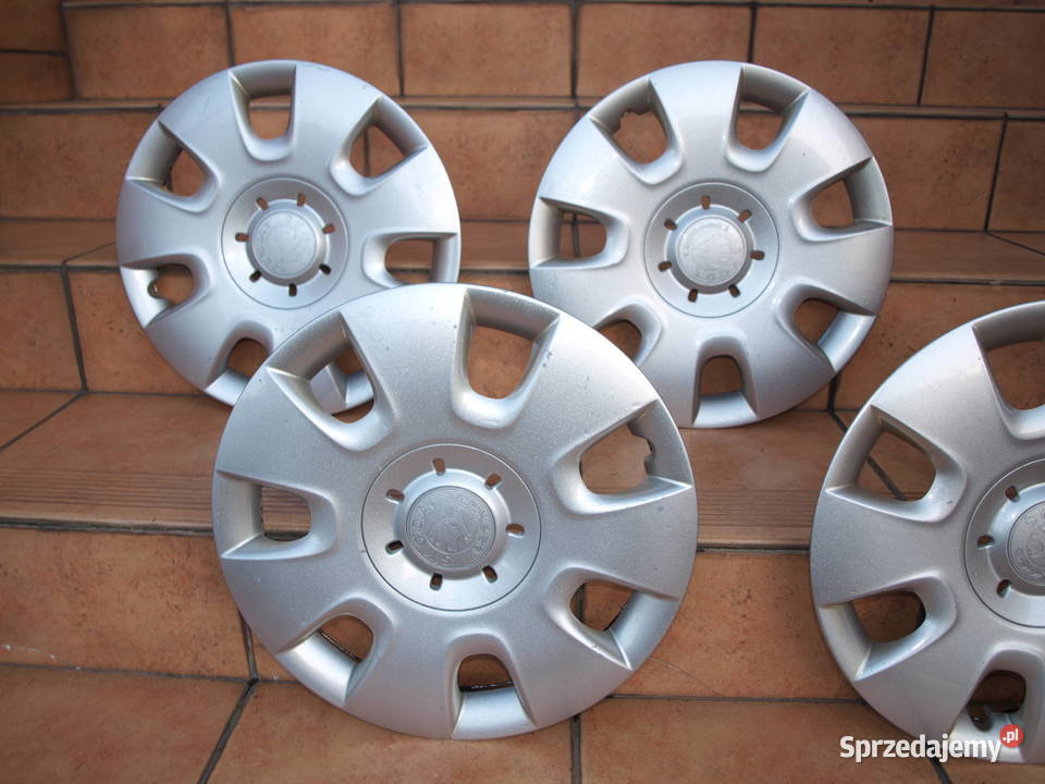 Skoda kołpaki 14 oryginalne komplet 4 sztuki sprzedam