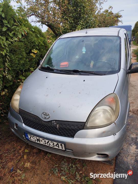 Toyota yaris verso