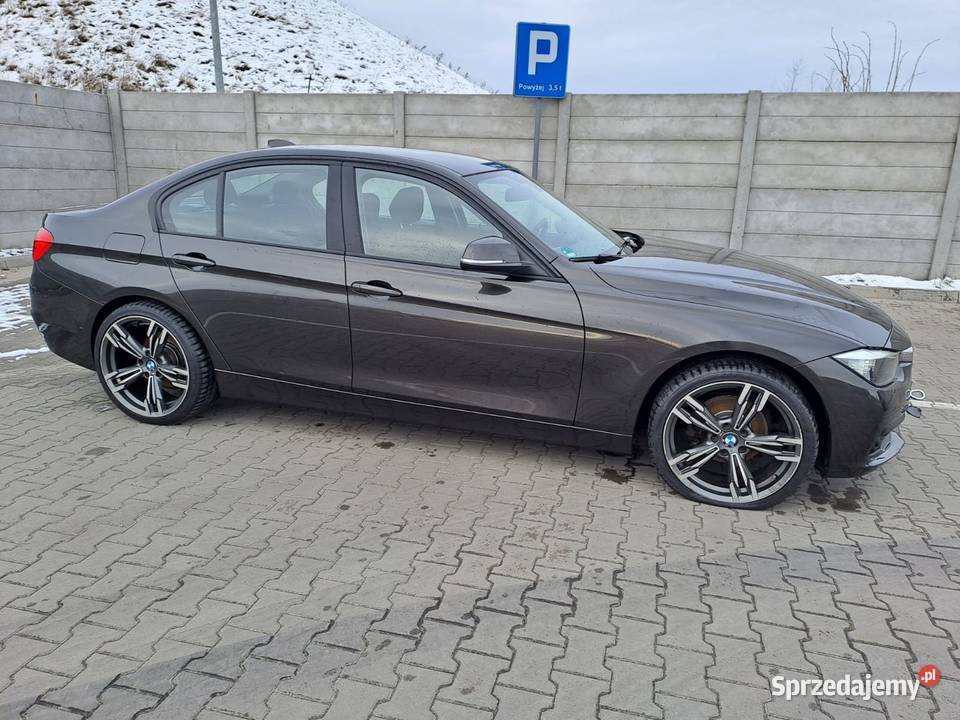 Bmw 318i f30 Lift niski przebieg 112 z Niemiec Kajew