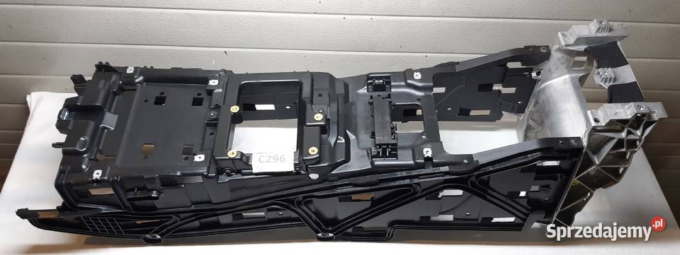 STELAŻ TUNELU ŚRODKOWEGO AUDI Q7 4M 4M0863243 sprzedam