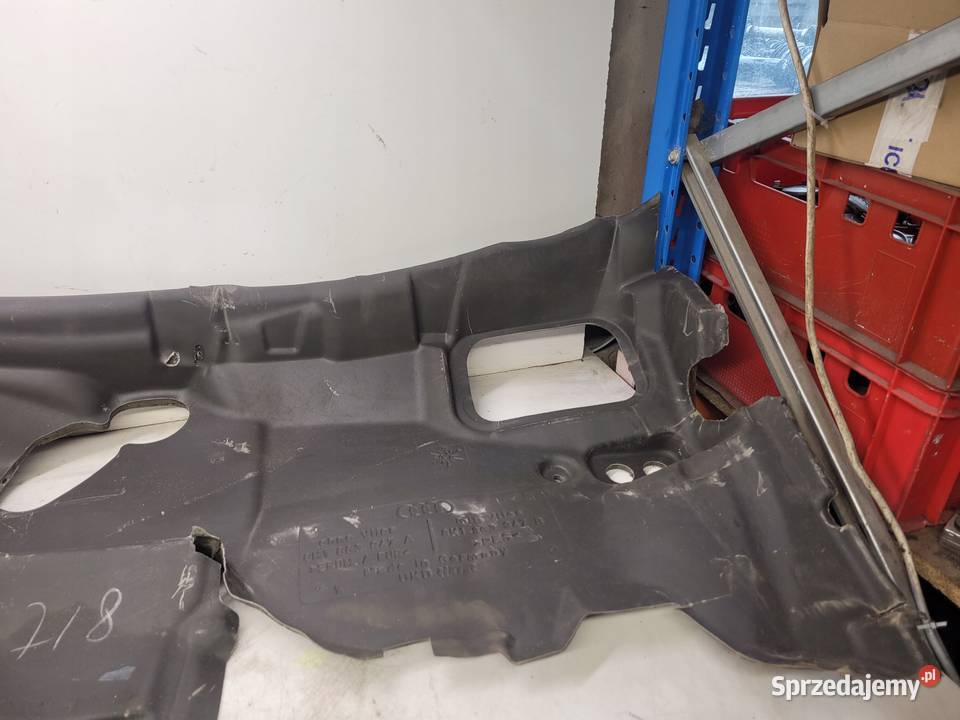 WYGŁUSZENIE ŚCIANY GRODZIOWEJ AUDI A5 8K1863947A Przystajń