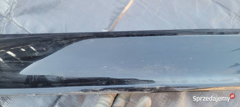 VOLVO XC60 II LISTWA DRZWI PRAWY TYŁ Ruda Śląska