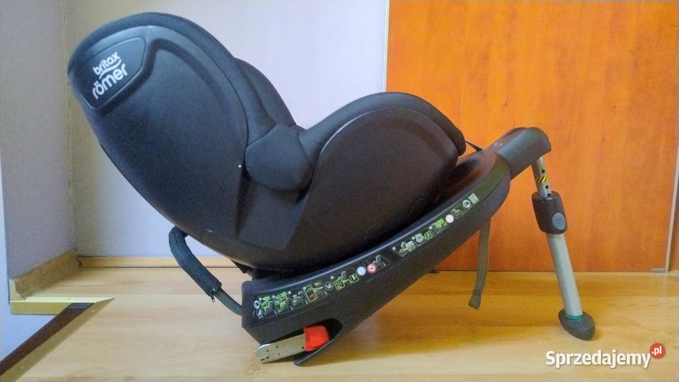 Fotelik samochodowy Britax DualFix 2R Cosmos Otyń
