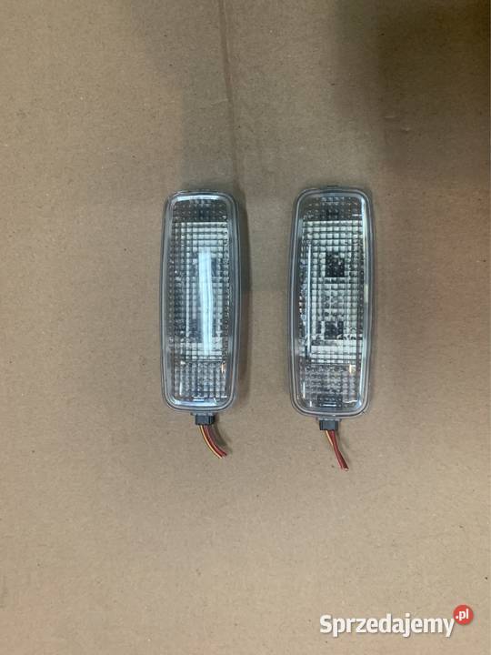 Lampka oświetlenia kabiny 4D0947105A audi a5 8t Szczecin