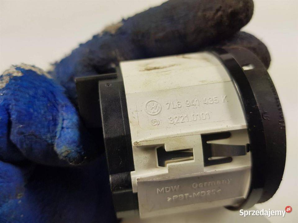 PRZYCISK TOUAREG BLOKADA MOSTU 7L6941435K osobowe Lipno