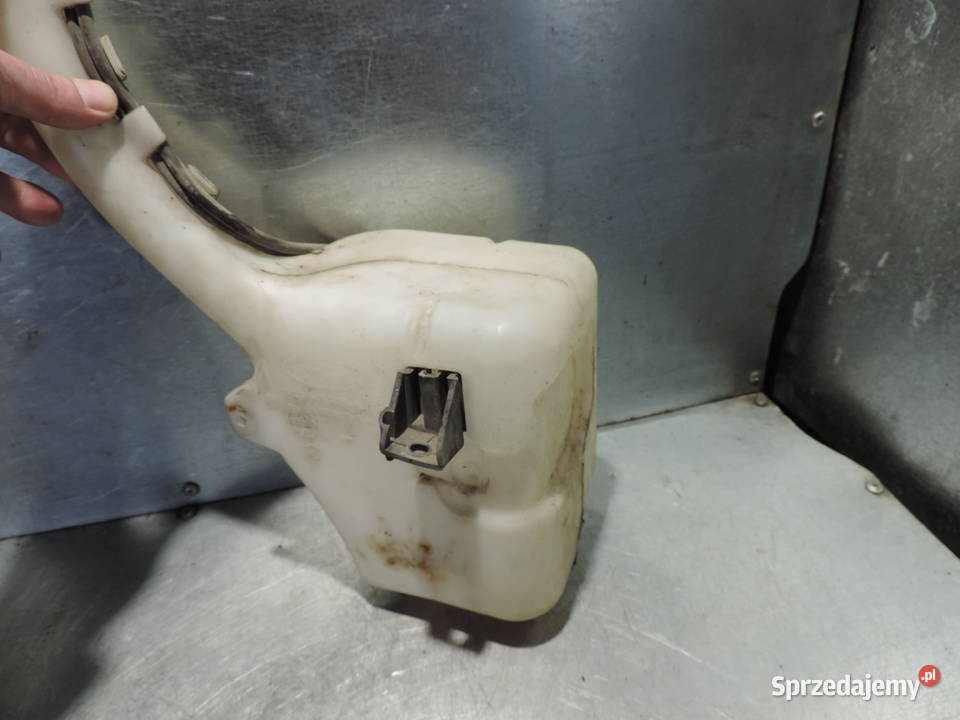 ZBIORNICZEK SPRYSKIWACZY FORD FIESTA MK6 Zbiorniki płynu do spryskiwaczy Nowy Sącz