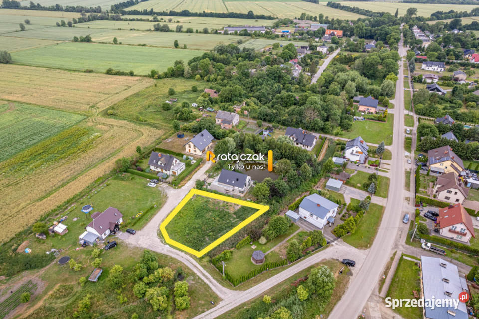 sprzedaży działki Miłocin 952m2 gaz