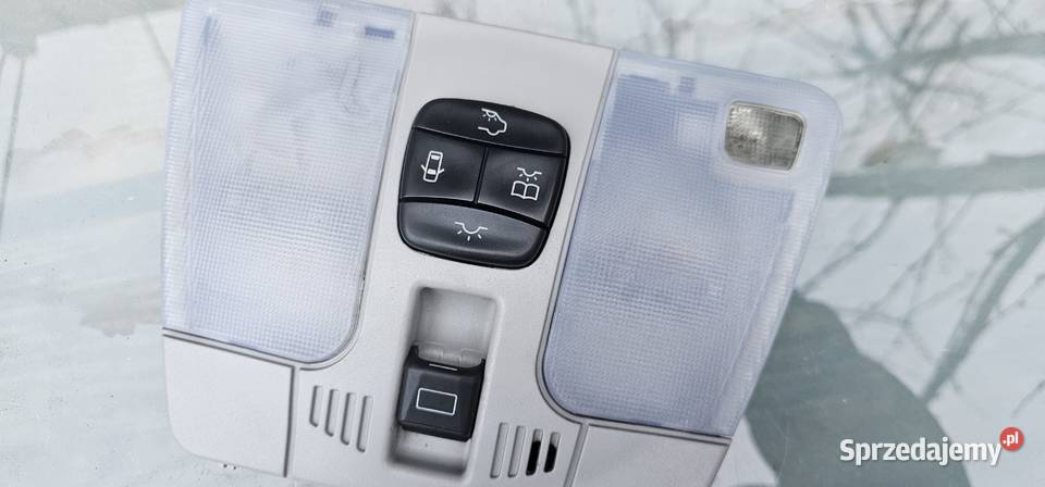 Lampka kabiny mercedes w210 2088206701 Zbąszyń