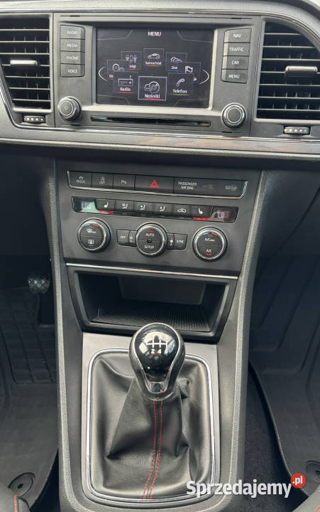 Seat Leon Oryginalny lakierNawigacjaLedyPDC klimatyzacja śląskie sprzedam