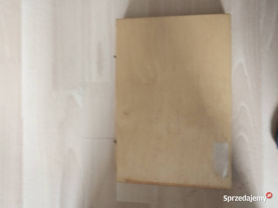 Okazja skrzyneczka na drobiazgi sprzedam