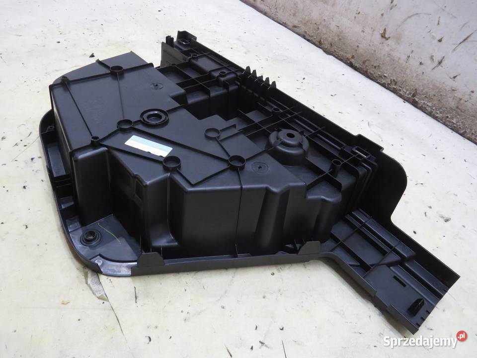 SCHOWEK BAGAZNIKA LEWY TYŁ AVENSIS T27 T29 KOMBI