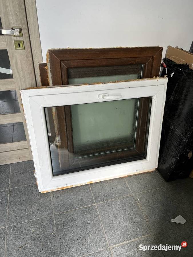 Okno PCV 99x76wys orzech zewnętrzny śląskie Nieznanice