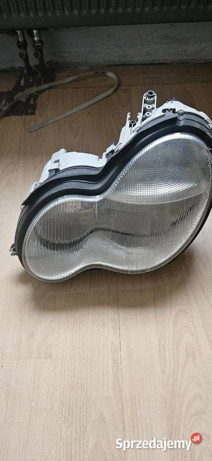 Lampa Mercedes W203 CKlasa 1 Bydgoszcz
