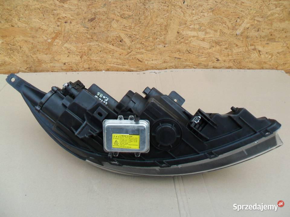 Kia Sportage 2010 reflektor lampa LED lewa wielkopolskie