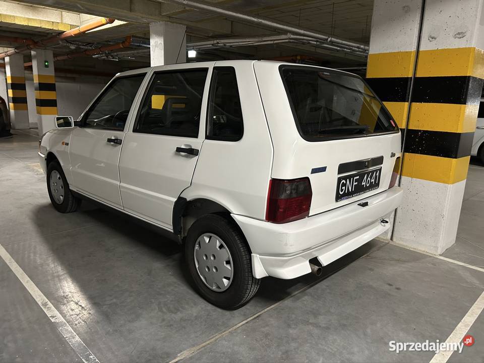 Fiat Uno 14 kolekcjonerski 38 Gowarzewo