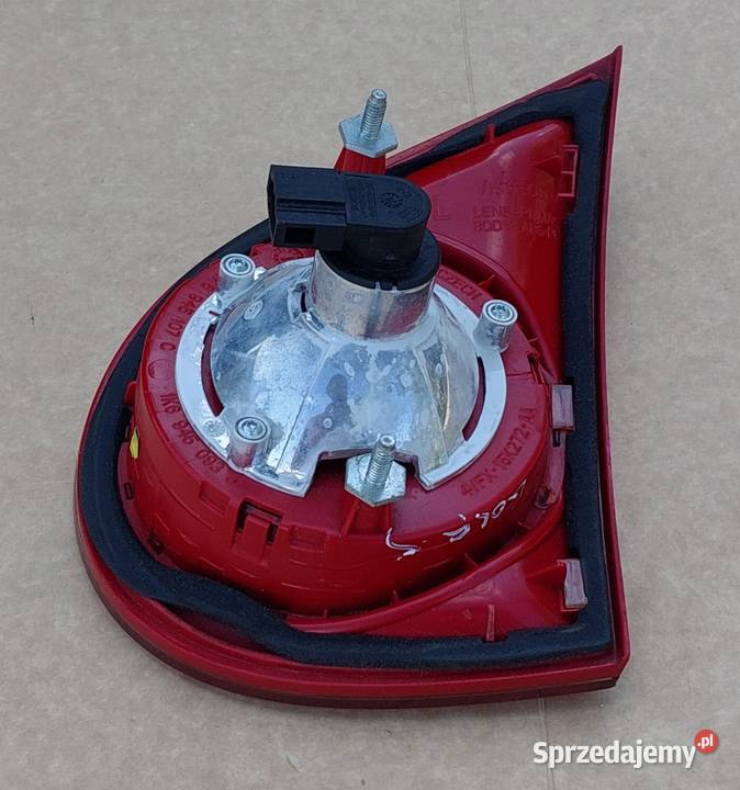 LAMPA KLAPY LEWY TYŁ VW GOLF V 4VFX15K272AA sprzedam