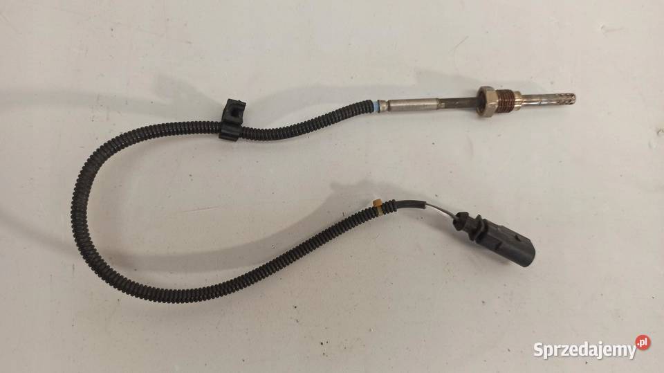 CZUJNIK TEMPERATURY SPALIN A4 B8 059906088AK