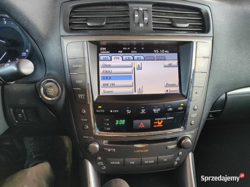 Lexus is 220d Rok produkcji 2011 Wrocław