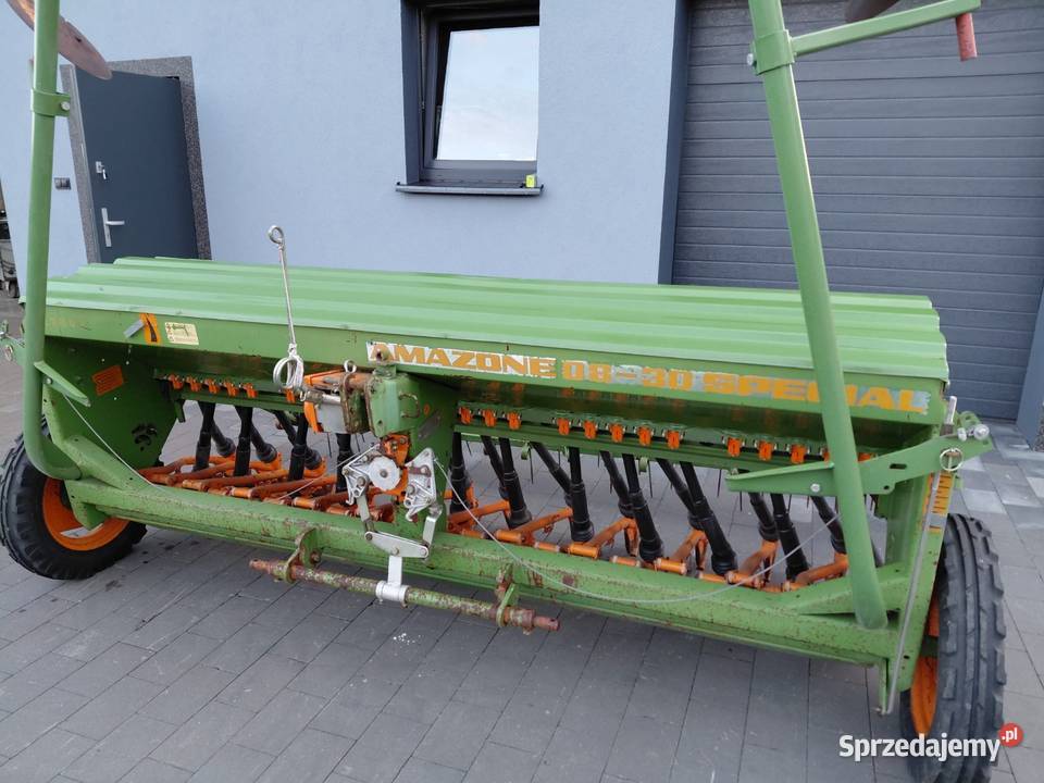 Siewnik siewniki do zboża Amazone D8 szer 3m Cielcza sprzedam