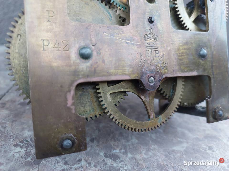 M138 Mechanizm starego zegara ściennego GB Tczew