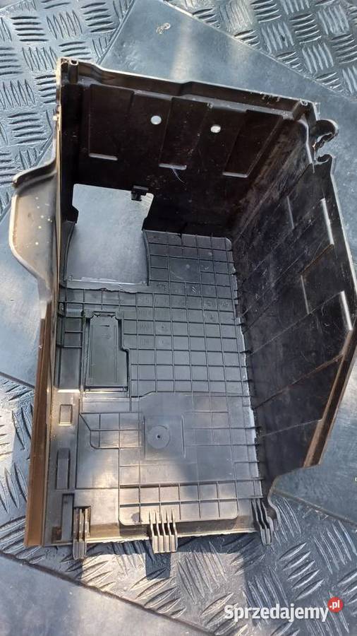 Citroen c4 Peugeot obudowa akku osobowe