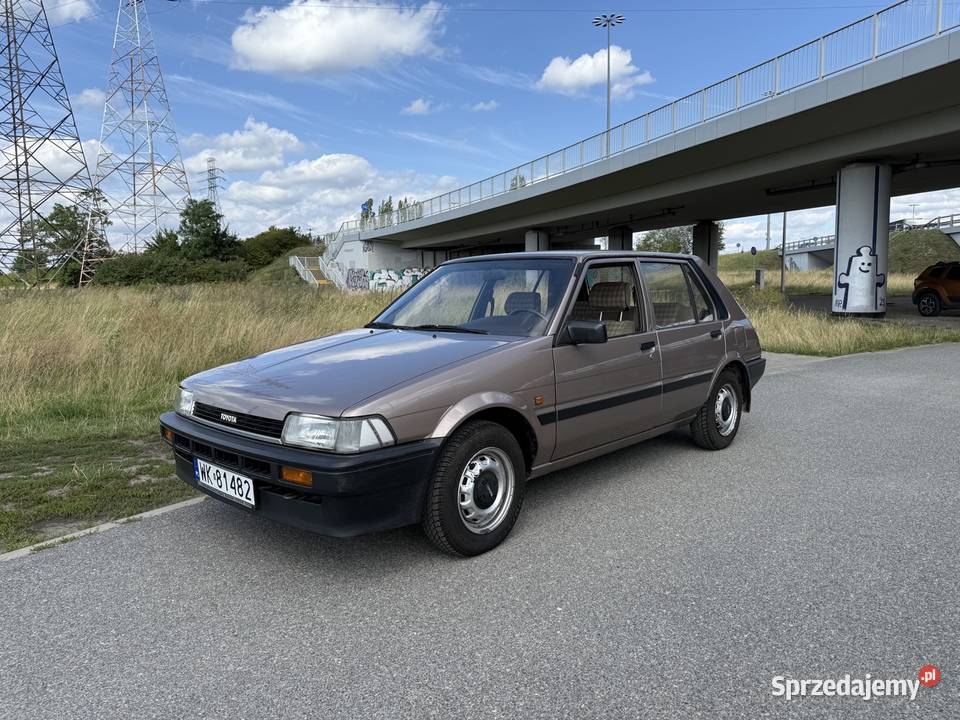 Toyota COROLLA 1986r stan b Warszawa