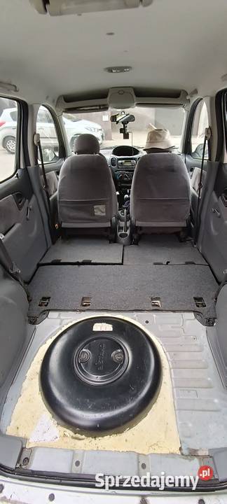 Toyota Yaris Verso 13 lpg spanie w vanie Zarejestrowany w Polsce Olsztyn