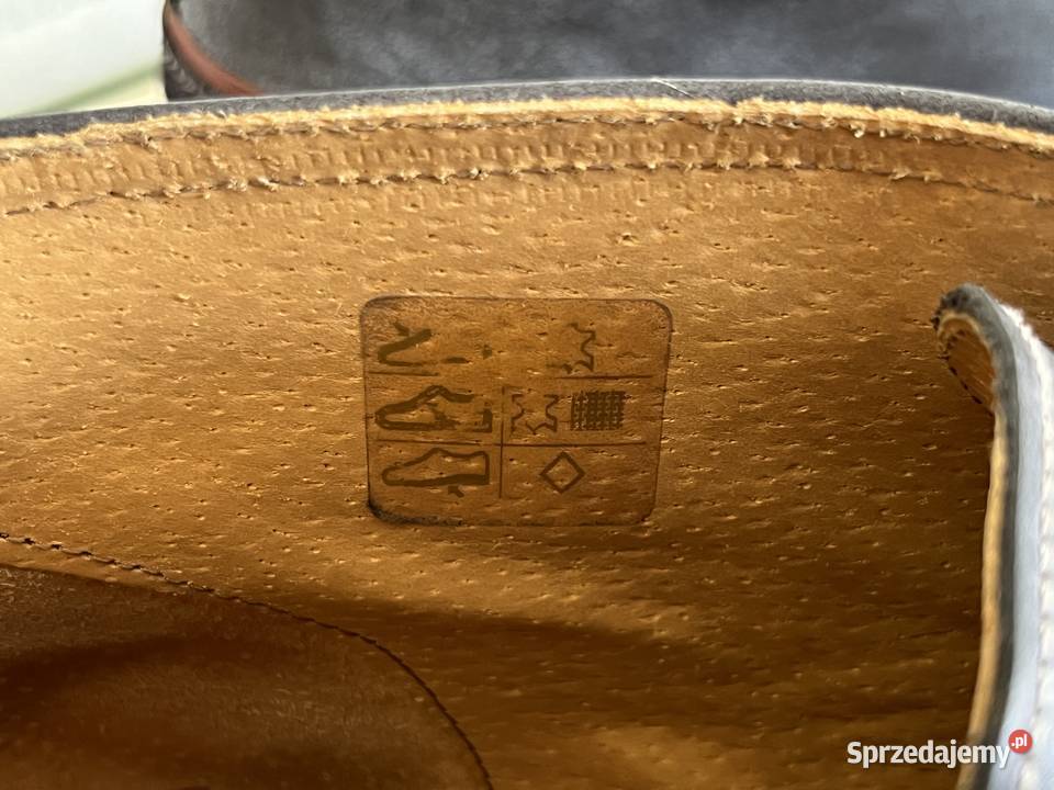 Gravis Cirque Shoe Leather Mid Top Slip On Jastrzębie-Zdrój