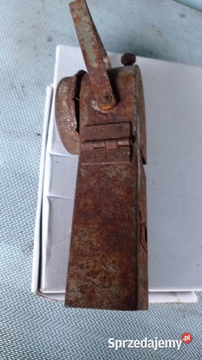 Stara lampa kolejowa Łubno