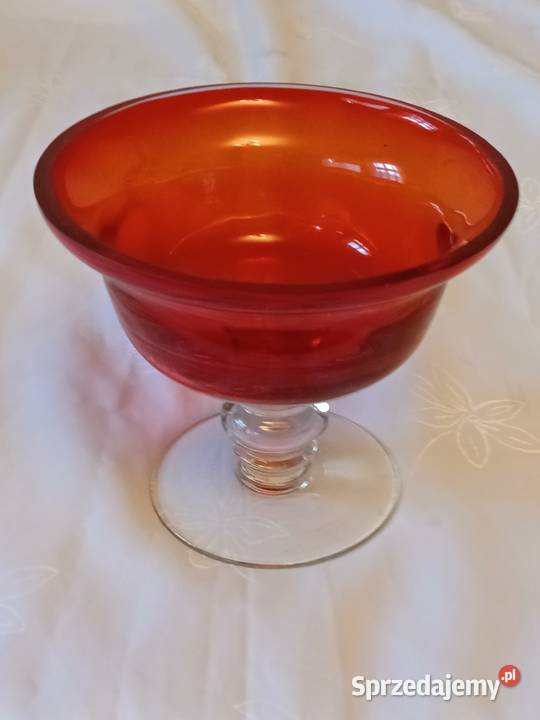 śliczny rubinowy puchar ciężkie szkło Porcelana i szkło