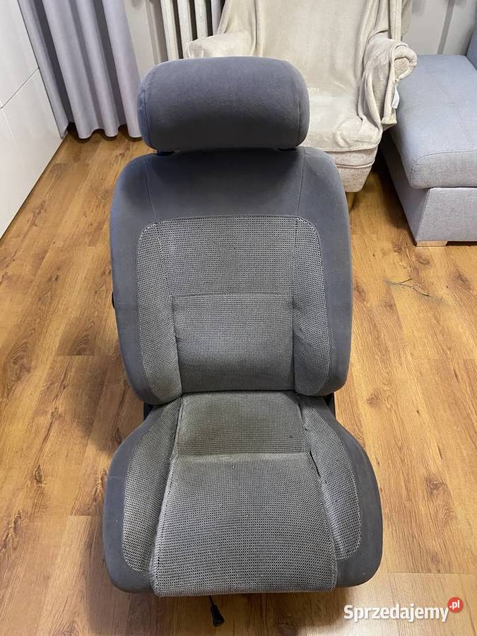 Fotele Ford Escort mk4 Drzewica