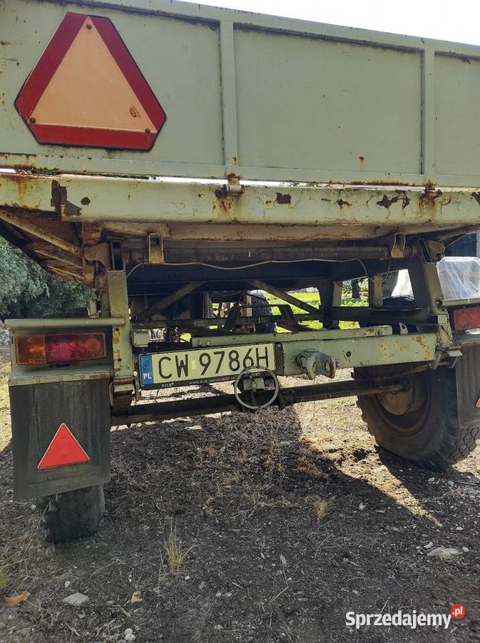 Przyczepa Autosan D 47A produkcji 1975 Przyczepy rolnicze Nasiegniewo