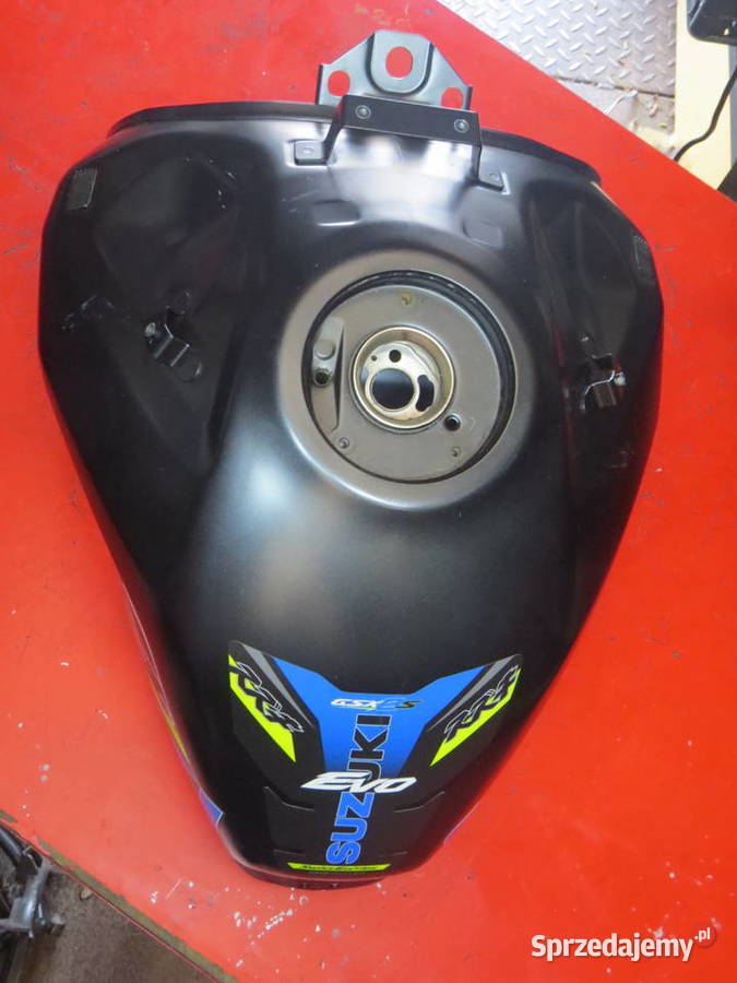 SUZUKI GSX 1000 GT GSX1000GT 2024 zbiornika Warszawa