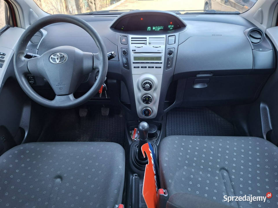 Toyota Yaris 13 benzyna na łańcuchu 5 drzwi lubelskie Jacków