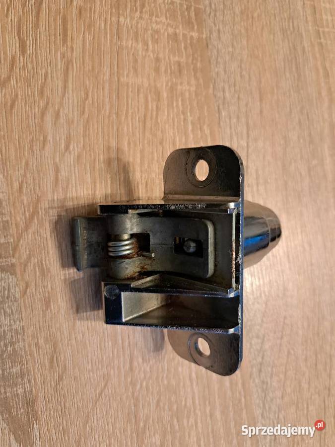 Zamek klapy bagażnika Fiat125p Leszno sprzedam